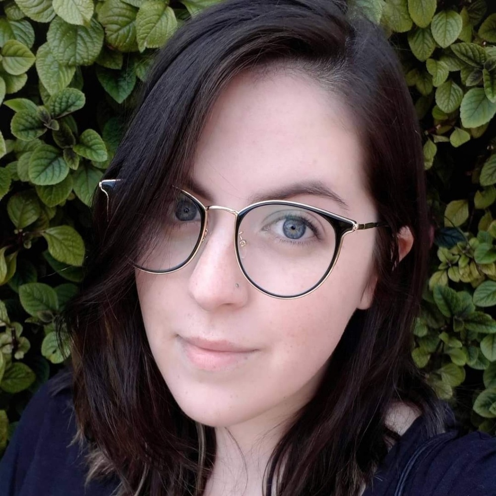 Meet your Posher, Amelia
